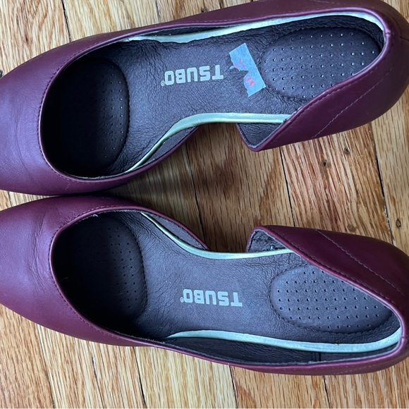 Elegant Burgundy Women's Heels - Picture 4 of 7